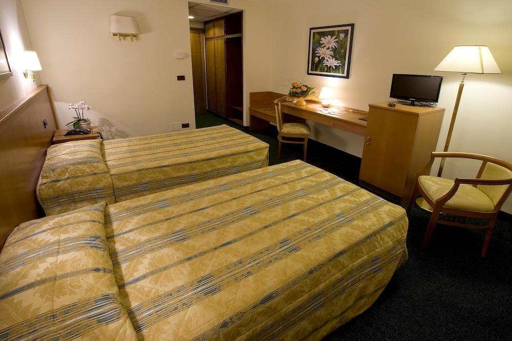 Hotel Galant Venaria Reale Εξωτερικό φωτογραφία